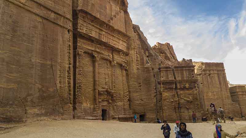26 - Jordania - Petra - monumento de las 17 Tumbas